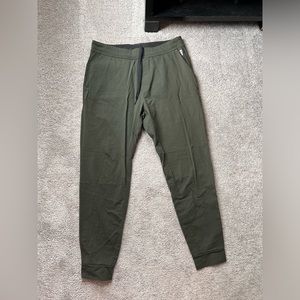 Men’s Public Rec Joggers Olive Size Large